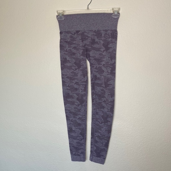 Gymshark camo seamless adapt leggings purple camo large EUC - Picture 1 of 3